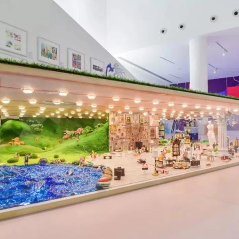 60岁退休教师：成为插画师举办个人画展