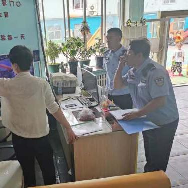 丹东今晚新闻头条：疫情回顾与政府应对措施