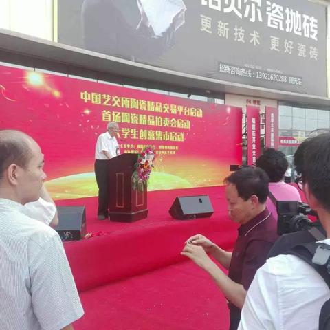 深圳龙岩新闻头条：经济、文化与数字化转型的最新动态