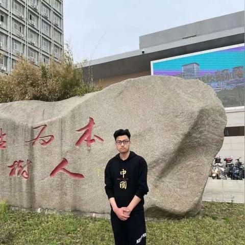 男生励志短句，力量背后的成长故事