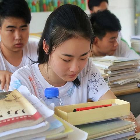 励志手写语录奶酪字体，激发无限潜能的力量文字