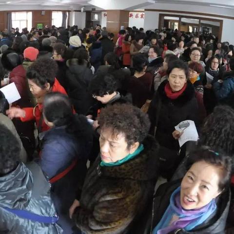 哈尔滨今日油价动态更新，最新油价及35号柴油价格分析