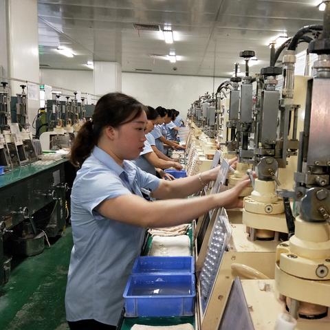 信阳新车急售，多样车型优惠促销，心仪座驾即刻拥有