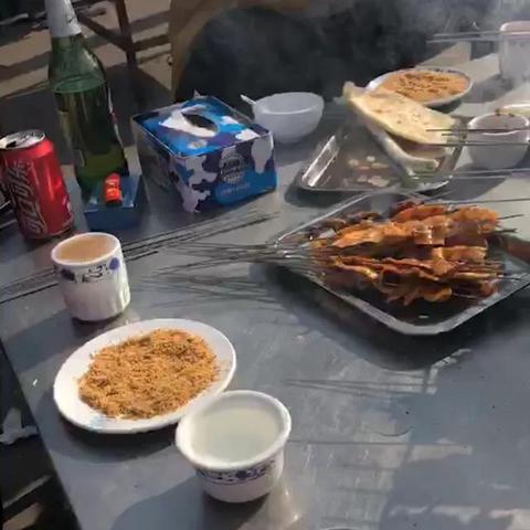 淄博烧烤强制就餐政策解读，规范与争议的平衡点分析